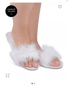 Rya Collection White Feather Trimmed Slides Size 7-8.5 (M/L)
